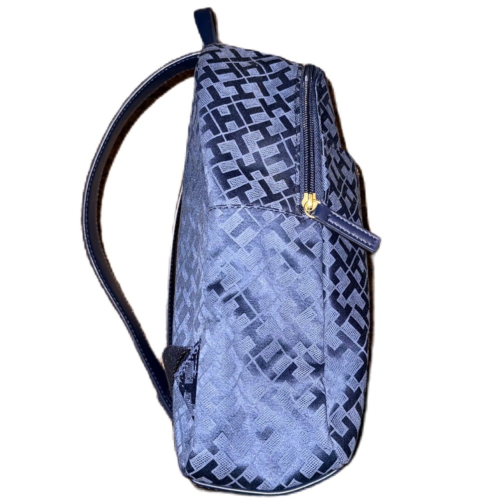 Tommy Hilfiger Backpack Monogram Logo Purse Zipper Pockets Navy Blue Gold Medium - Picture 3 of 10